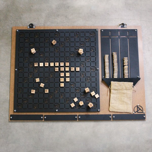 Wandspiel Deko Scrabble Metall